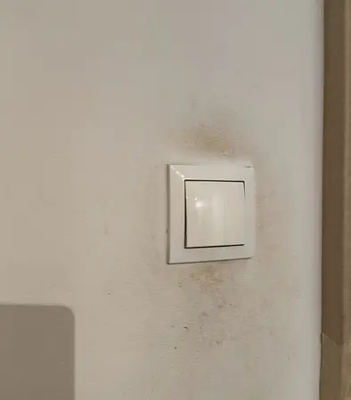 Before fresh coat – dirty, worn walls Budapest